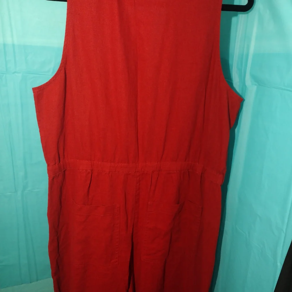 Universal Thread Red Garment - Picture 4 of 6